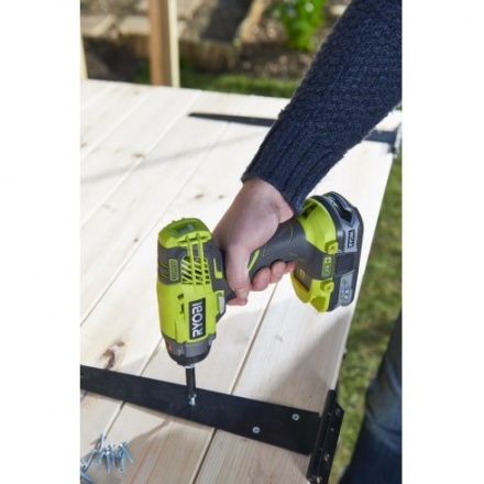 Аккумуляторный шуруповерт Ryobi R18ID3-0 (5133002613) Аккумуляторный шуруповерт Ryobi R18ID3-0 (5133002613)