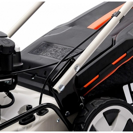 Газонокосилка бензиновая Helmut TR 46S Газонокосилка бензиновая Helmut TR 46S