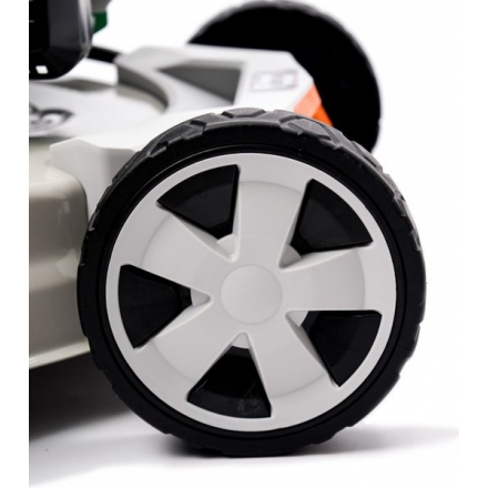 Газонокосилка бензиновая Helmut TR 46S Газонокосилка бензиновая Helmut TR 46S