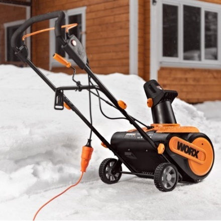 Снегоуборщик электрический Worx WG450E Снегоуборщик электрический Worx WG450E