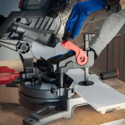 Торцовочная пила Skil MS1305 Торцовочная пила Skil MS1305