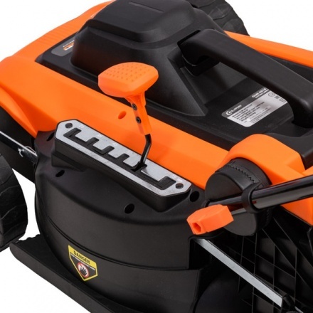 Газонокосилка электрическая Eland GLM-4018LUX Газонокосилка электрическая Eland GLM-4018LUX