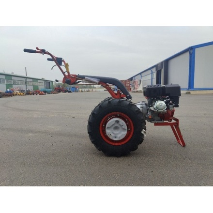 Мотоблок бензиновый МТЗ Беларус-012WM (с двигателем Rato R420) Мотоблок бензиновый МТЗ Беларус-012WM (с двигателем Rato R420)