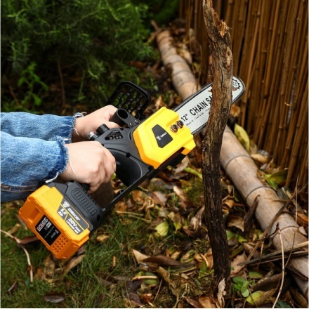 Пила цепная аккумуляторная Deko DKCHS 20 / 085-2001 Пила цепная аккумуляторная Deko DKCHS 20 / 085-2001