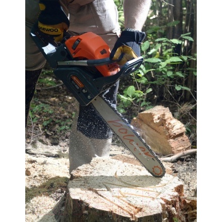 Бензопила цепная Daewoo Power DACS 4500 Бензопила цепная Daewoo Power DACS 4500