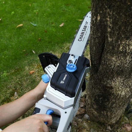 Пила цепная аккумуляторная Deko DKCHS 40 PRO / 084-2000 Пила цепная аккумуляторная Deko DKCHS 40 PRO / 084-2000