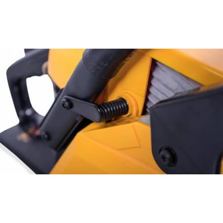 Бензопила цепная Champion A237-16 + подарочный набор Бензопила цепная Champion A237-16 + подарочный набор