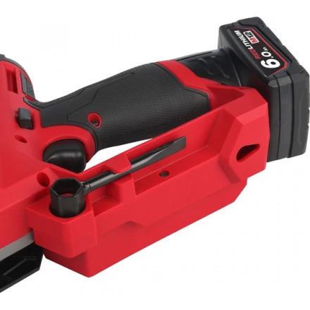 Пила цепная аккумуляторная Milwaukee M12FHS-602X Fuel Пила цепная аккумуляторная Milwaukee M12FHS-602X Fuel