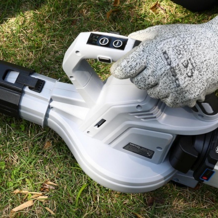 Воздуходувка аккумуляторная Deko DKBL22 / 085-2043 Воздуходувка аккумуляторная Deko DKBL22 / 085-2043