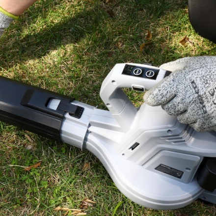 Воздуходувка аккумуляторная Deko DKBL22 / 063-4522 Воздуходувка аккумуляторная Deko DKBL22 / 063-4522