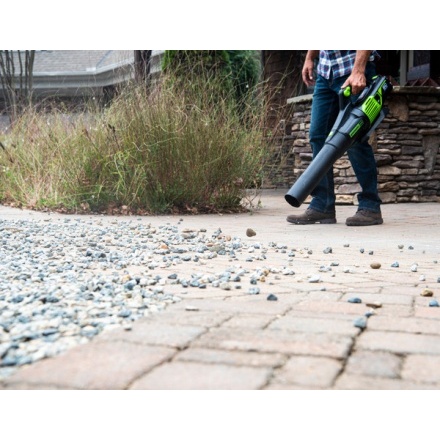 Воздуходувка аккумуляторная Greenworks GD60ABK4 / 2405607UB (с АКБ 4АЧ и ЗУ) Воздуходувка аккумуляторная Greenworks GD60ABK4 / 2405607UB (с АКБ 4АЧ и ЗУ)