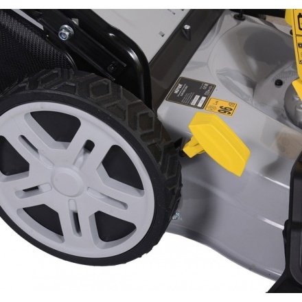 Газонокосилка бензиновая Huter Grey GLM-530SX (70/3/67) Газонокосилка бензиновая Huter Grey GLM-530SX (70/3/67)