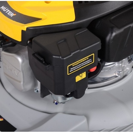 Газонокосилка бензиновая Huter Grey GLM-420LT (70/3/66) Газонокосилка бензиновая Huter Grey GLM-420LT (70/3/66)