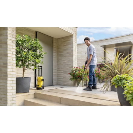Мойка высокого давления Karcher K3 (1.676-350.0) Мойка высокого давления Karcher K3 (1.676-350.0)