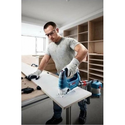 Электролобзик Bosch GST 750 (0.601.5B4.121) Электролобзик Bosch GST 750 (0.601.5B4.121)