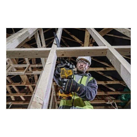 Сабельная пила DeWalt DCS369NT Сабельная пила DeWalt DCS369NT