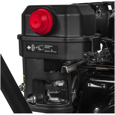 Снегоуборщик бензиновый DDE ST6555 Снегоуборщик бензиновый DDE ST6555