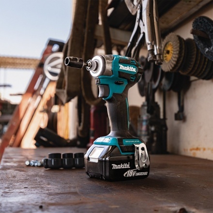 Винтоверт Makita DTD173Z (без АКБ) Винтоверт Makita DTD173Z (без АКБ)