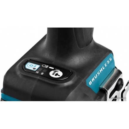 Гайковерт Makita TW160DWAE (с 2-мя АКБ, кейс) Гайковерт Makita TW160DWAE (с 2-мя АКБ, кейс)
