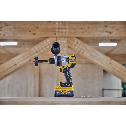 Ударная дрель-шуруповерт DeWalt DCD1007WW1T (с 1-им АКБ, кейс) Ударная дрель-шуруповерт DeWalt DCD1007WW1T (с 1-им АКБ, кейс)