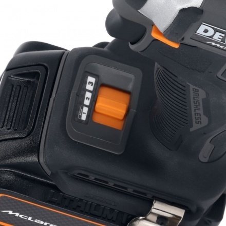 Винтоверт DeWalt DCF85MP2T (с 2-мя АКБ, кейс) Винтоверт DeWalt DCF85MP2T (с 2-мя АКБ, кейс)