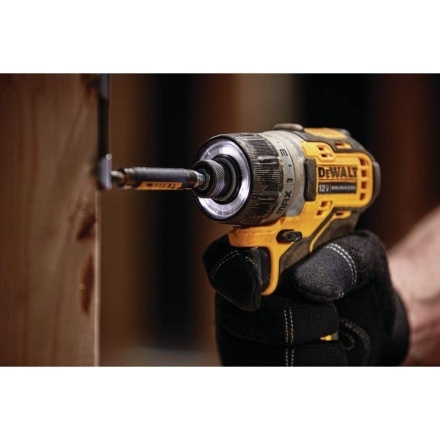 Винтоверт DeWalt DCF601N (без АКБ) Винтоверт DeWalt DCF601N (без АКБ)