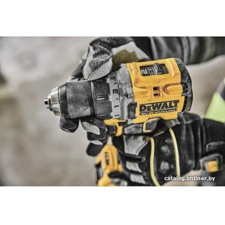 Дрель-шуруповерт DeWalt DCD800P2T (с 2-мя АКБ, кейс) Дрель-шуруповерт DeWalt DCD800P2T (с 2-мя АКБ, кейс)
