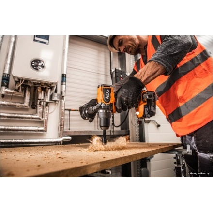 Ударная дрель-шуруповерт AEG Powertools BSB 18BL2-0 4935481042 (без АКБ) Ударная дрель-шуруповерт AEG Powertools BSB 18BL2-0 4935481042 (без АКБ)