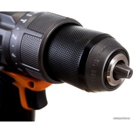 Ударная дрель-шуруповерт AEG Powertools BSB 18C3BL-502C 4935478939 (с 2-мя АКБ 5 Ач, кейс) Ударная дрель-шуруповерт AEG Powertools BSB 18C3BL-502C 4935478939 (с 2-мя АКБ 5 Ач, кейс)