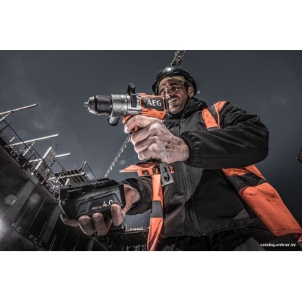 Ударная дрель-шуруповерт AEG Powertools BSB 18C3BL-402C 4935478938 (с 2-мя АКБ 4 Ач, кейс) Ударная дрель-шуруповерт AEG Powertools BSB 18C3BL-402C 4935478938 (с 2-мя АКБ 4 Ач, кейс)