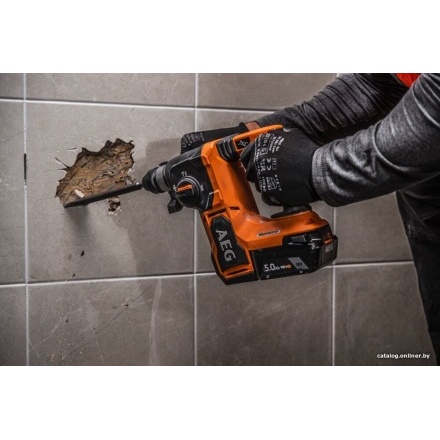 Перфоратор AEG Powertools BBH18BL2-502C 4935492343 (с 2-мя АКБ, кейс) Перфоратор AEG Powertools BBH18BL2-502C 4935492343 (с 2-мя АКБ, кейс)