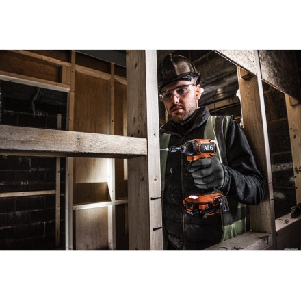 Винтоверт AEG Powertools BSS 18SBL2-0 4935480059 (без АКБ) Винтоверт AEG Powertools BSS 18SBL2-0 4935480059 (без АКБ)