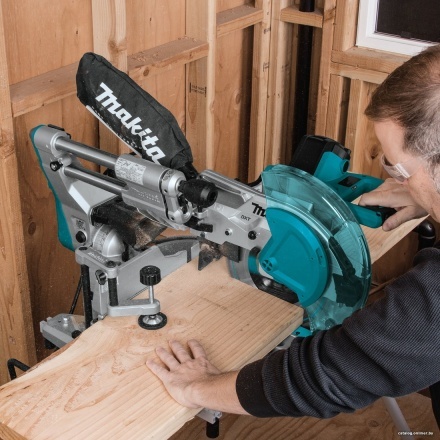 Торцовочная пила Makita LS1019L Торцовочная пила Makita LS1019L