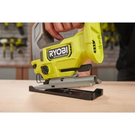Электролобзик Ryobi RJS18BL-0 5133006499 (без АКБ) Электролобзик Ryobi RJS18BL-0 5133006499 (без АКБ)