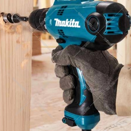 Дрель-шуруповерт сетевая Makita DF0300 Дрель-шуруповерт сетевая Makita DF0300