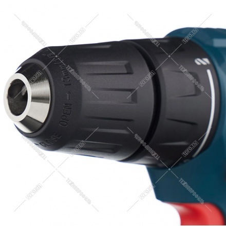 Дрель-шуруповерт аккумуляторная BOSCH GSR 180-LI Professional (06019F8109) Дрель-шуруповерт аккумуляторная BOSCH GSR 180-LI Professional (06019F8109)