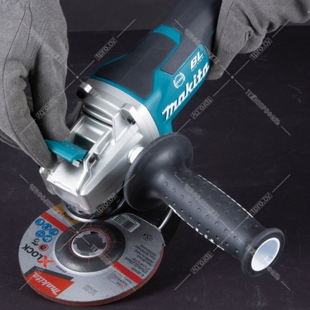 Угловая шлифмашина аккумуляторная MAKITA DGA 519 Z Угловая шлифмашина аккумуляторная MAKITA DGA 519 Z