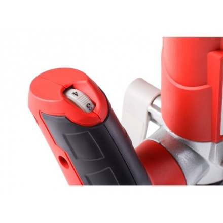 Фрезер вертикальный WORTEX MM 5013 E в коробке + аксессуары Фрезер вертикальный WORTEX MM 5013 E в коробке + аксессуары