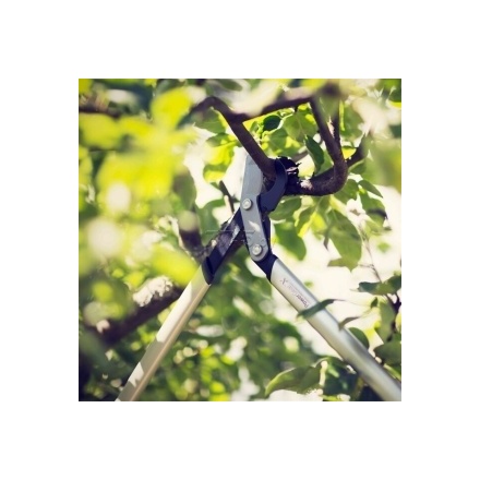 Сучкорез FISKARS LX94 PowerGear X средний (1020187) Сучкорез FISKARS LX94 PowerGear X средний (1020187)