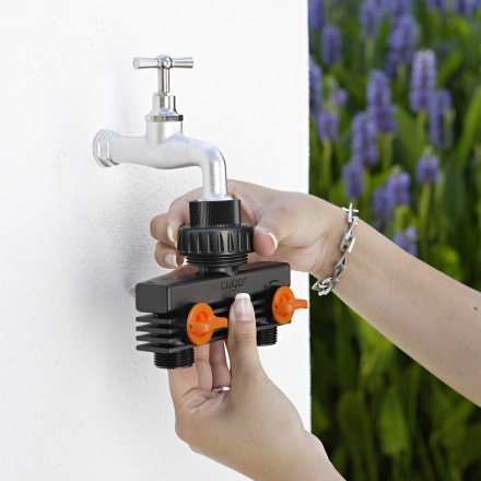 Распределитель 2-х канальный Claber 3/4 Распределитель 2-х канальный Claber 3/4