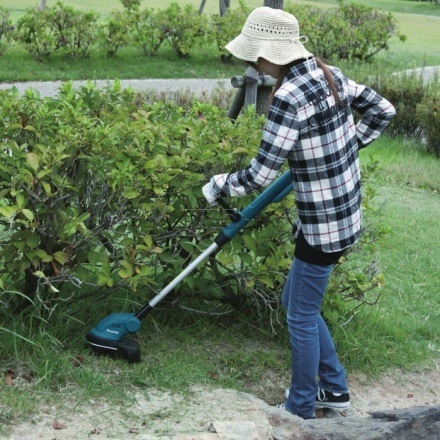 Триммер аккумуляторный MAKITA DUR 181 RF (DUR181RF) Триммер аккумуляторный MAKITA DUR 181 RF (DUR181RF)