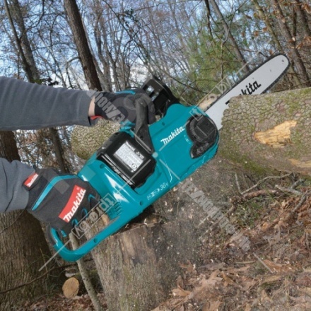 Пила цепная аккумуляторная Makita DUC303Z Пила цепная аккумуляторная Makita DUC303Z