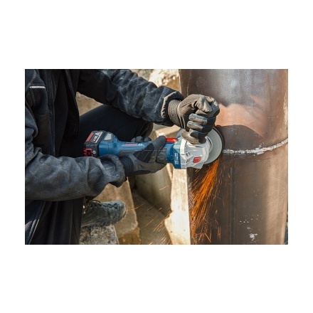 Шлифмашина угловая аккумуляторная BOSCH GWS 180-LI Professional (06019H9025) Шлифмашина угловая аккумуляторная BOSCH GWS 180-LI Professional (06019H9025)