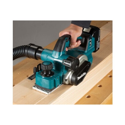 Рубанок аккумуляторный MAKITA DKP 181 Z (DKP181Z) Рубанок аккумуляторный MAKITA DKP 181 Z (DKP181Z)