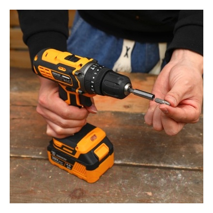 Аккумуляторная дрель-шуруповерт Deko DKCD20 Impact / 063-4420 Аккумуляторная дрель-шуруповерт Deko DKCD20 Impact / 063-4420