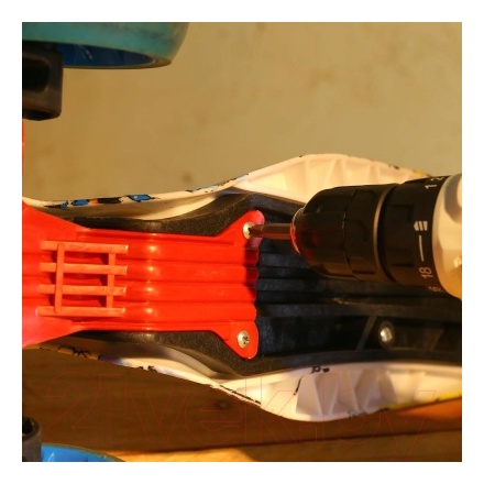 Аккумуляторная дрель-шуруповерт Deko GCD12DU3 Set 1 / 063-4170 Аккумуляторная дрель-шуруповерт Deko GCD12DU3 Set 1 / 063-4170