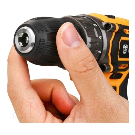 Аккумуляторная дрель-шуруповерт Deko GCD20DU3 Set 4 / 063-4144 Аккумуляторная дрель-шуруповерт Deko GCD20DU3 Set 4 / 063-4144