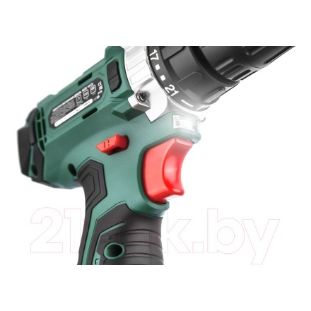 Аккумуляторная дрель-шуруповерт Hammer Flex ACD12/2CS (630797) Аккумуляторная дрель-шуруповерт Hammer Flex ACD12/2CS (630797)