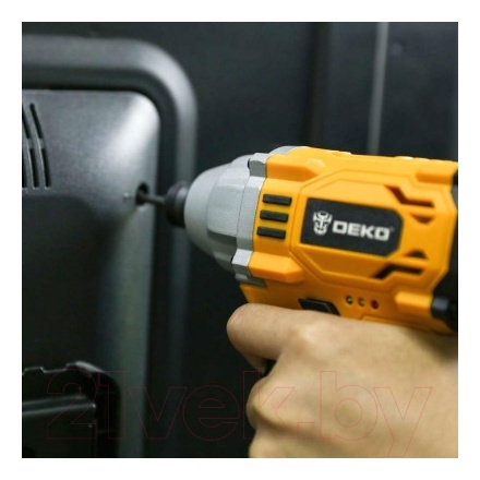 Аккумуляторный гайковерт Deko DKIS12-Li / 063-4105 Аккумуляторный гайковерт Deko DKIS12-Li / 063-4105