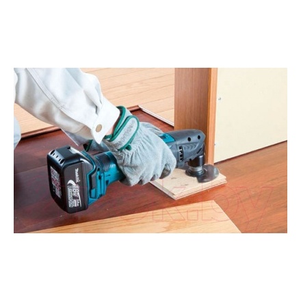 Профессиональный мультиинструмент Makita DTM50RFE Профессиональный мультиинструмент Makita DTM50RFE